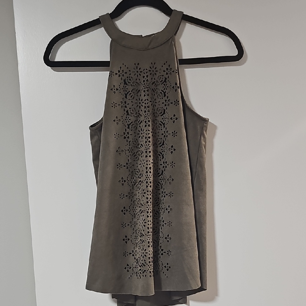 Taylor & Sage Olive Green Top